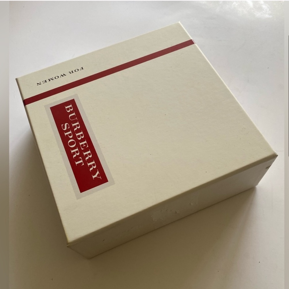 VTG 1990s Y2K Burberry Logo Box Off White Red Interior Square OS